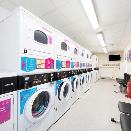 1 Night Free Comfortable Ensuite Rooms, Gillingham - Sk Hoo Eksteriør bilde