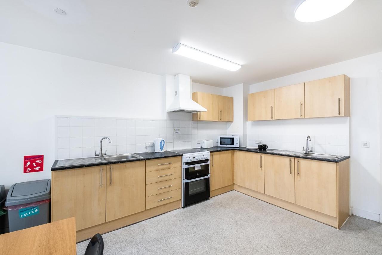 1 Night Free Comfortable Ensuite Rooms, Gillingham - Sk Hoo Eksteriør bilde