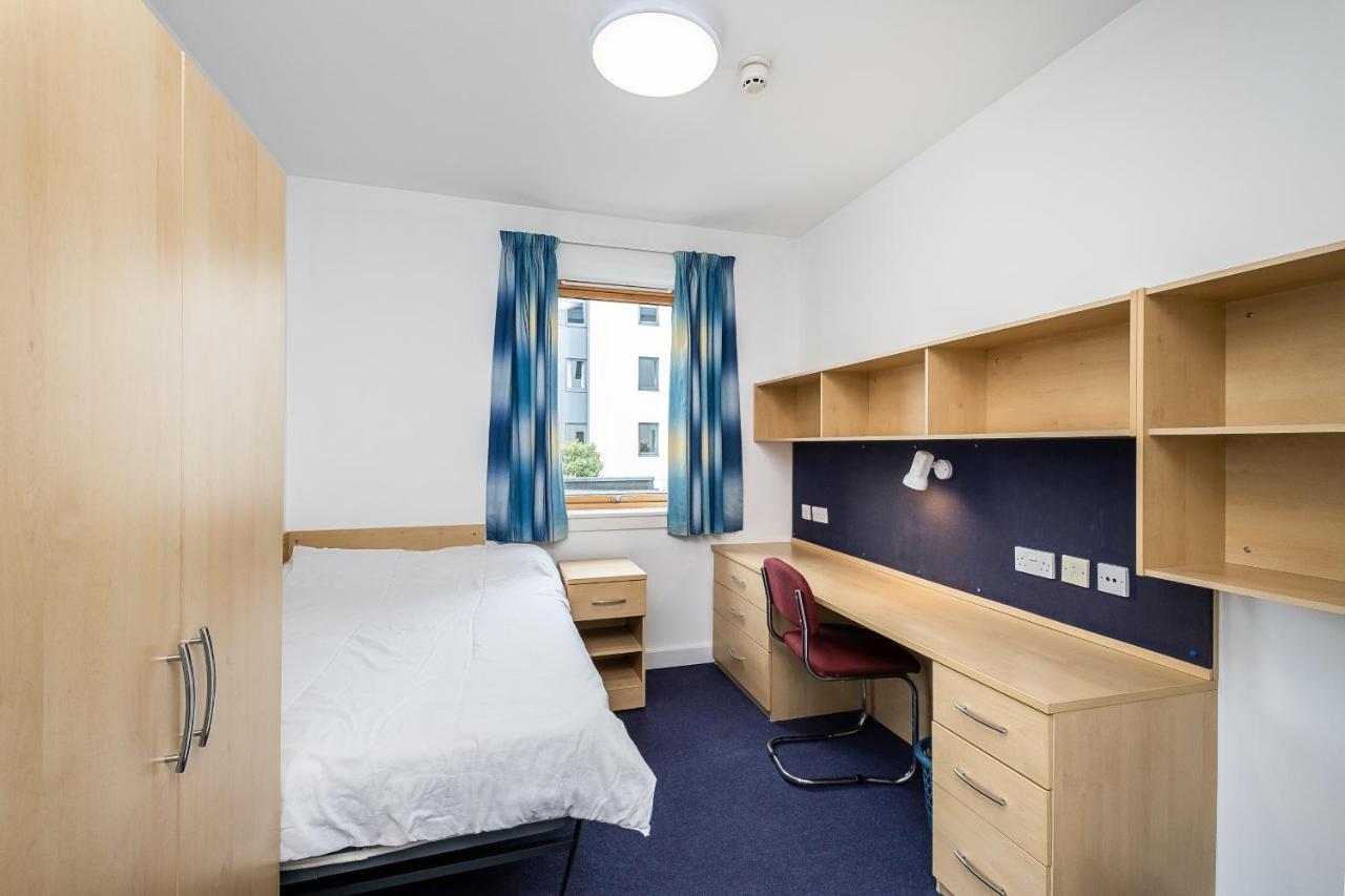 1 Night Free Comfortable Ensuite Rooms, Gillingham - Sk Hoo Eksteriør bilde