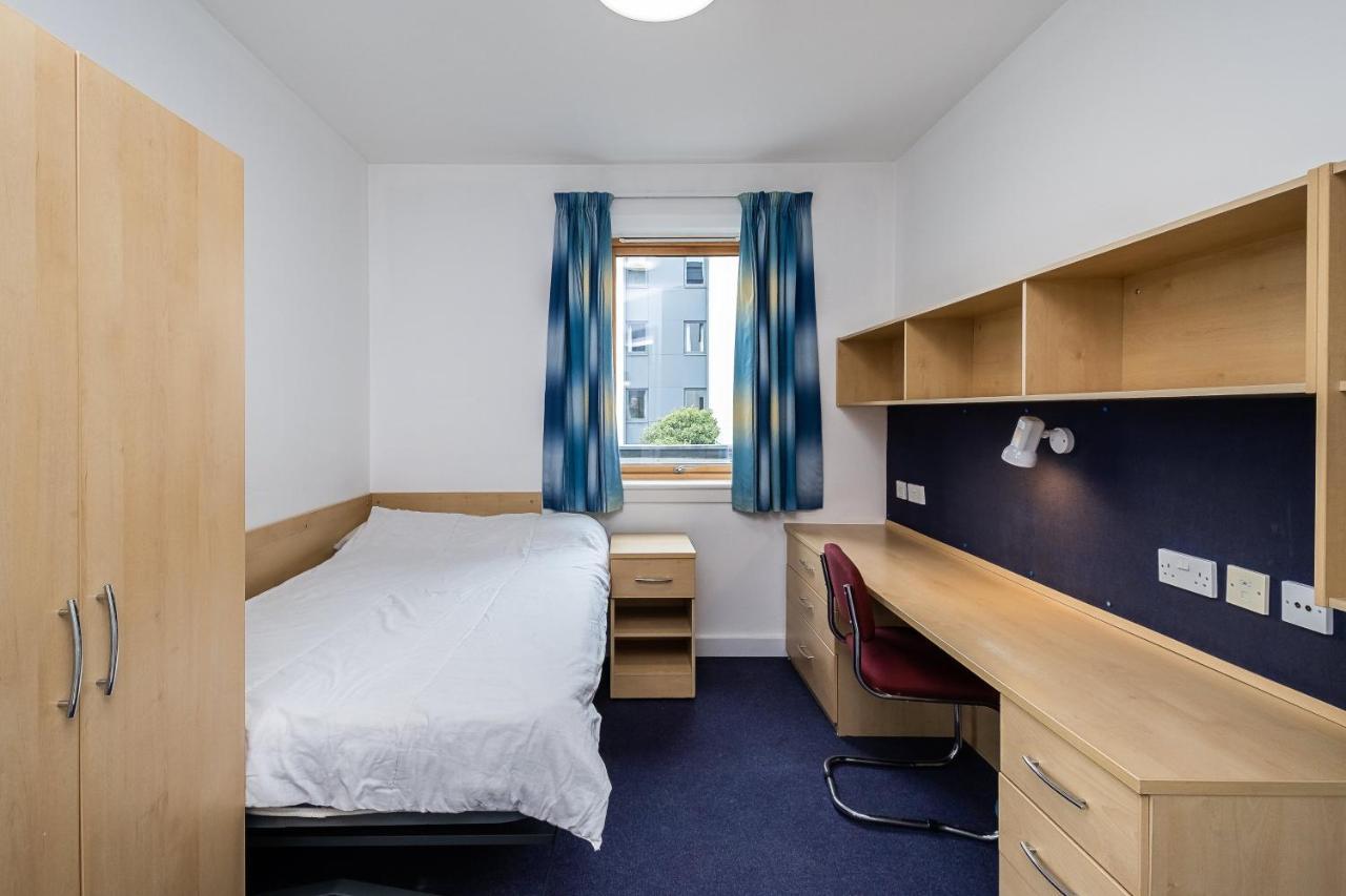 1 Night Free Comfortable Ensuite Rooms, Gillingham - Sk Hoo Eksteriør bilde